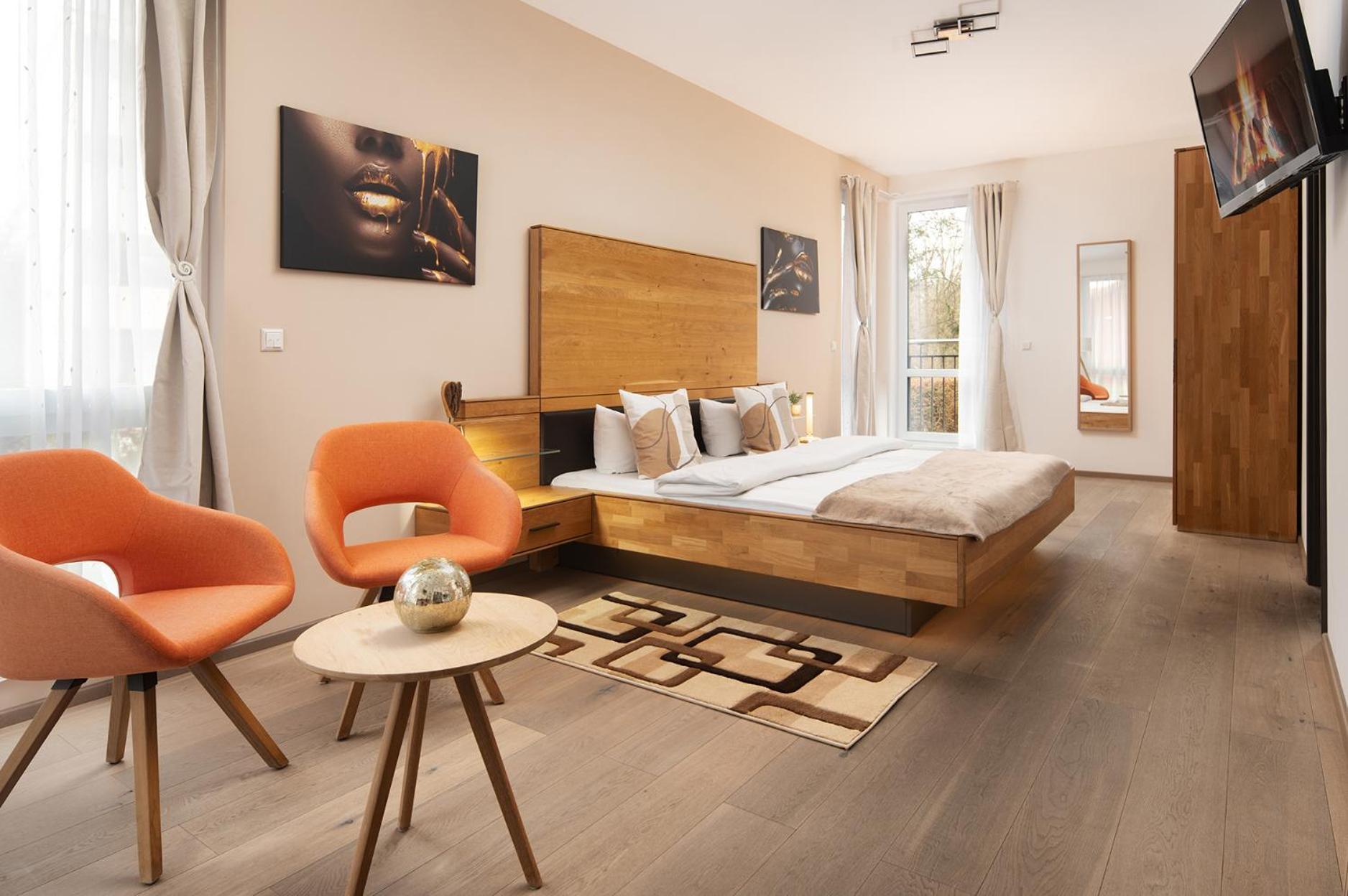 Hotel Vier Jahreszeiten An Der Therme & Kliniken Bad Krozingen Naehe Freiburg & Schwarzwald Ideal Fuer Wellness Kur & Business Ausfluege 24H Check In- Wlan & Parken Gratis Eksteriør billede