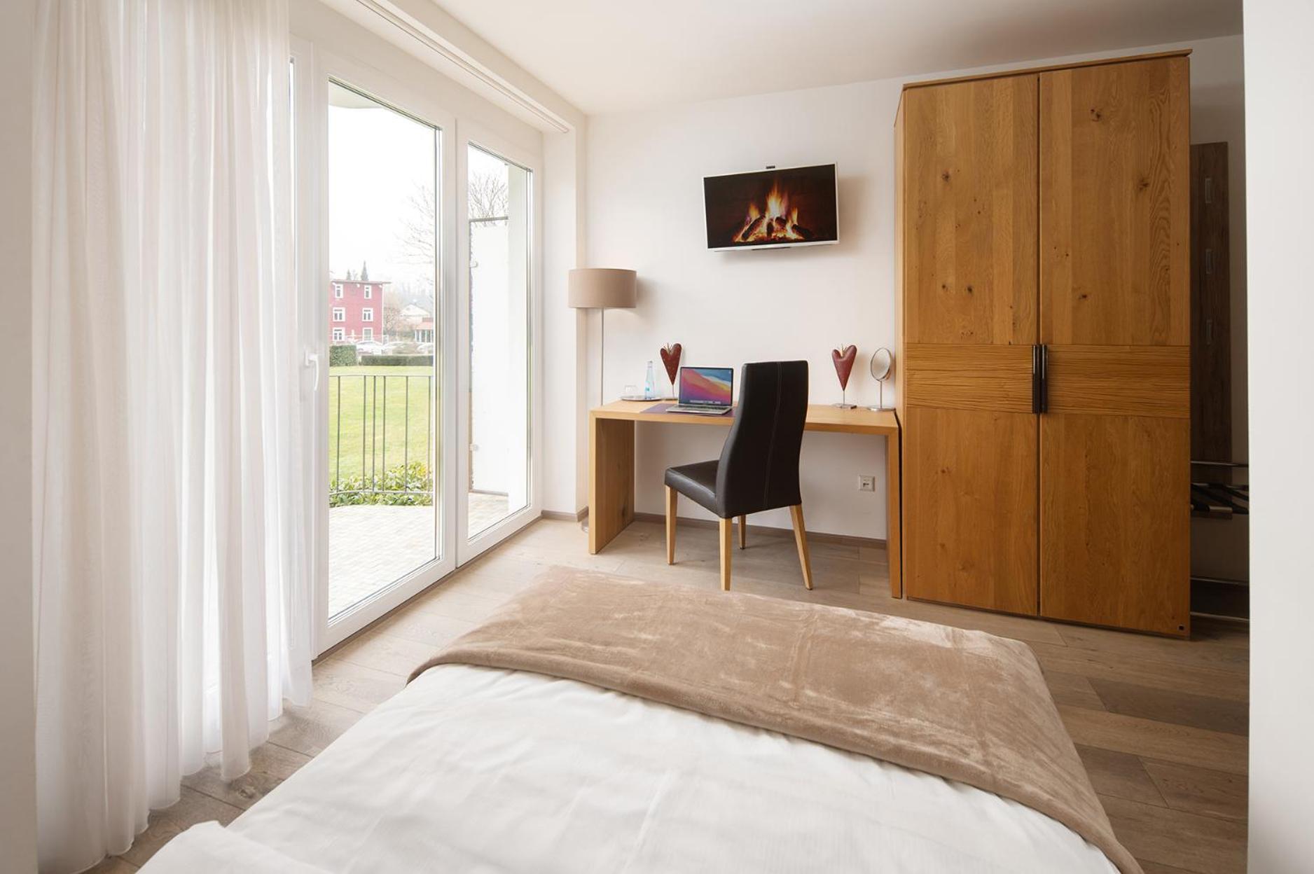 Hotel Vier Jahreszeiten An Der Therme & Kliniken Bad Krozingen Naehe Freiburg & Schwarzwald Ideal Fuer Wellness Kur & Business Ausfluege 24H Check In- Wlan & Parken Gratis Eksteriør billede